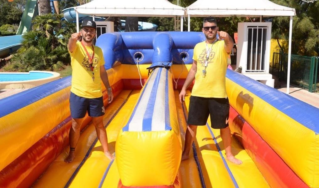 Happy Camp Mobile Homes In Villaggio Lamaforca Camping *